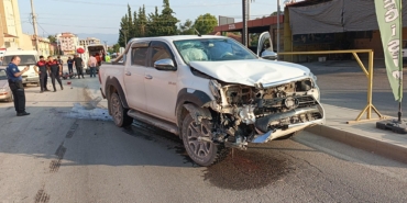 Yeni evli çifti ayıran kaza kamerada