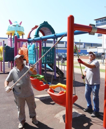 Kepez’de parklar yenileniyor