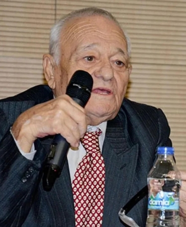 Eski belediye başkanlarından Tonguç hayatını kaybetti