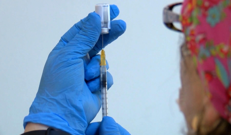 ‘HPV aşısı erkek-kadın fark etmeksizin herkesi koruyor’