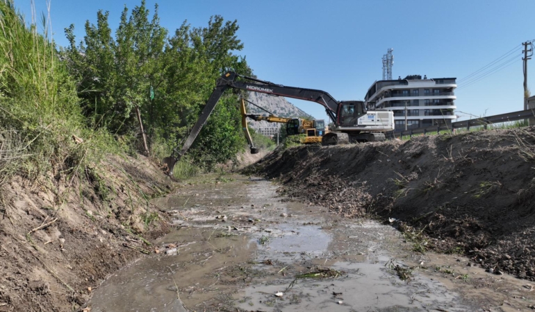 ASAT’tan Sarısu’da kışa hazırlık temizliği