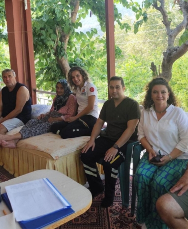 Kemer’de ‘Yaşlılarımız yalnız değildir’ projesi başladı