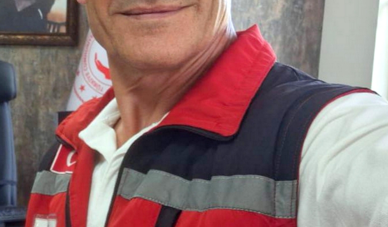 Evinde kalp krizi geçirip öldü