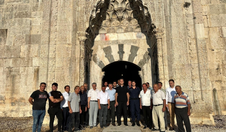 Kaymakam Kuruca’dan tarihi yerlere ziyaret