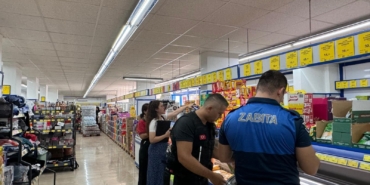 Zabıtadan marketlerde denetim
