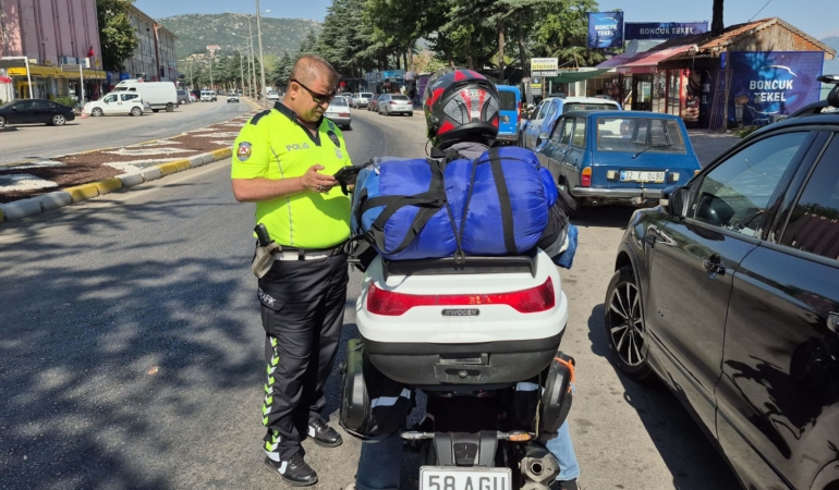 Eğirdir’de kasksız ve ehliyetsiz sürücülere geçit yok