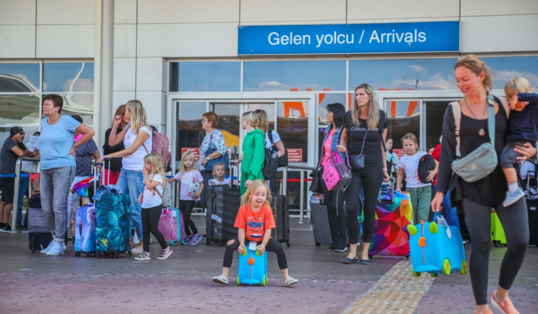 Antalya’nın yeni hedefi 17 milyon turist