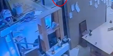 Antalya’da mobilya atölyesi kundaklandı