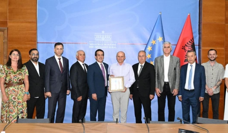 ATB, Arnavutluk pazarında