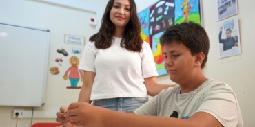 Özel öğrenciler, bu okuldaki eğitimle hayata sarılıyor