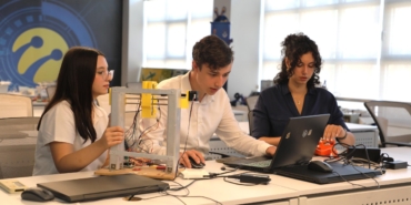 Antalyalı öğrenciler yazılımda altın madalya kazandı