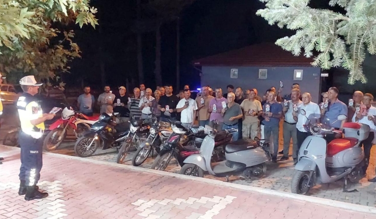 Motosiklet sürücülerine trafik güvenliği semineri