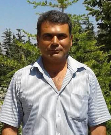 Minibüsle çarpışan motosikletin sürücüsü hayatını kaybetti