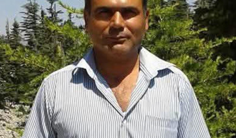 Minibüsle çarpışan motosikletin sürücüsü hayatını kaybetti