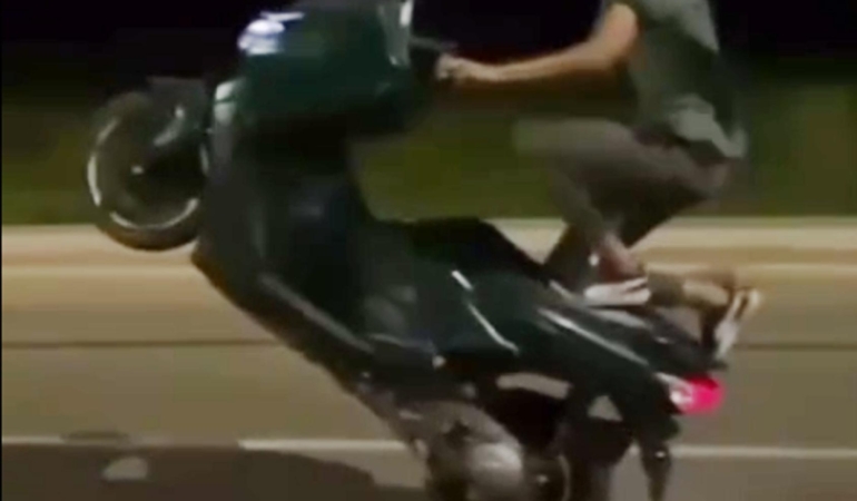 Motosikletle ‘akrobasiye’ 59 bin lira ceza