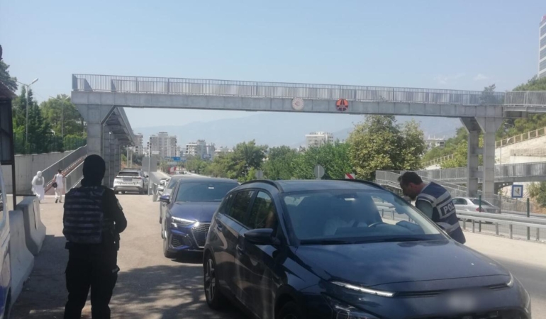 Antalya’da çalıntı araç denetimi