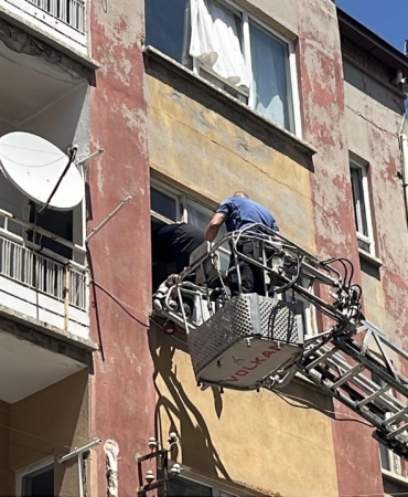 Kötü koku ekipleri harekete geçirdi