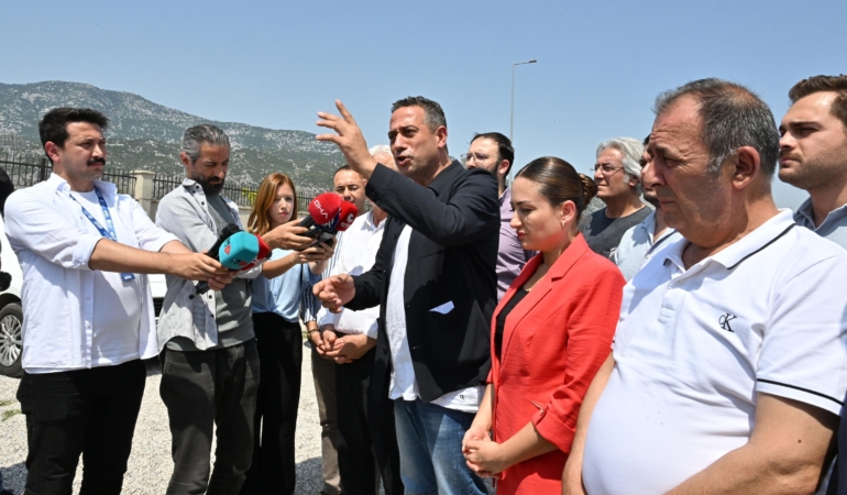 CHP’li Başarır, Muhittin Böcek’i ziyaret etti