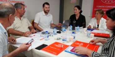 Yaşlı bireylerin sorunları ve çözüm önerileri görüşüldü