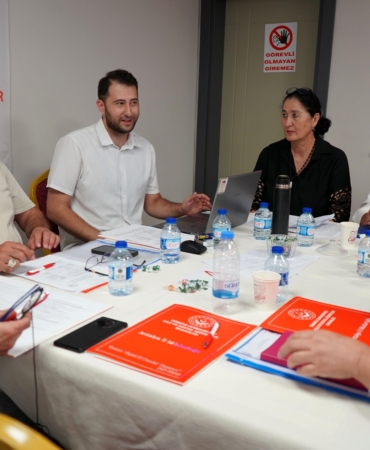 Yaşlı bireylerin sorunları ve çözüm önerileri görüşüldü