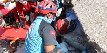 Antalya’da deprem tatbikatı gerçeğini aratmadı