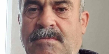 Minibüs ile hafif ticari araç çarpıştı; kayınvalide, kayınpeder ile gelin öldü, 3 yaralı (2)