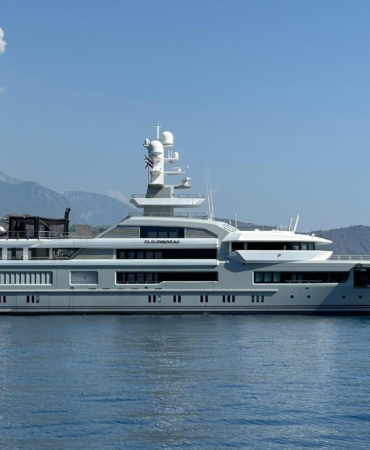 250 milyon dolarlık mega yat Kemer’de