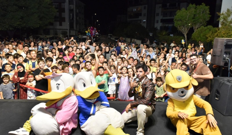 ‘Sahne Kepez’in finali Aydoğmuş Mahallesi’nde gerçekleşti