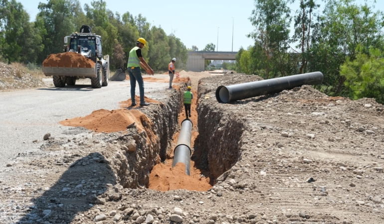 ASAT’tan Konyaaltı’nda içme suyu seferberliği