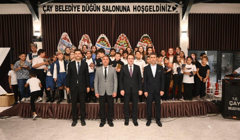 Çay’daki yaz okulu kapanışı törenle yapıldı