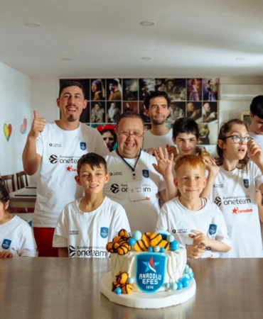 Özel sporculara basketbol eğitimi