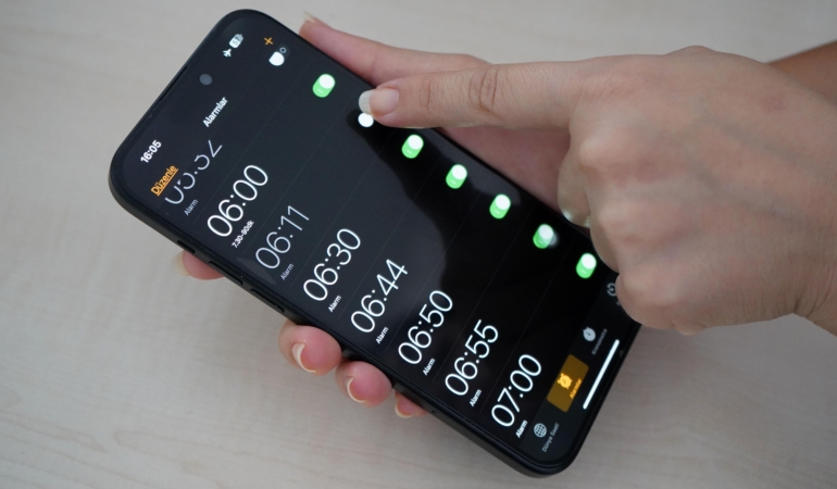 Antalya- ‘Alarm sesine alışan beyin uyanmayı reddediyor’ /Video eklendi