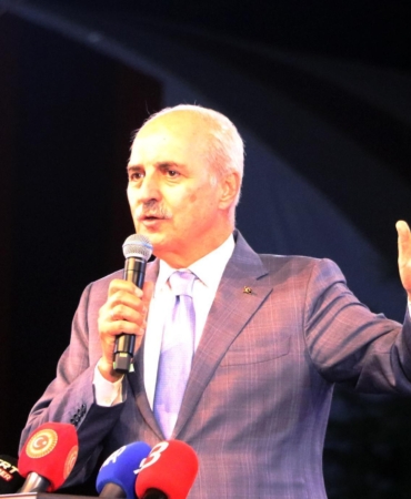 TBMM Başkanı Kurtulmuş: Bu millet Allah’tan başka kimsenin önünde diz çöküp, eğilmez
