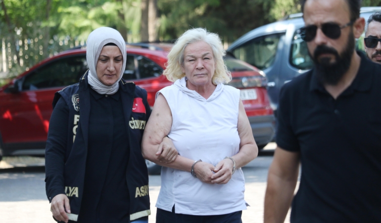 Rus eşinin bıçakladığı koca, hastaneye gitmeyince 3 gün sonra hayatını kaybetti