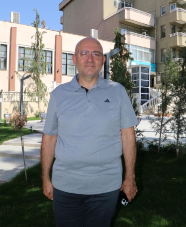 AK Parti’li Korkmaz, rektörlüğünü yaptığı üniversitenin öğrencisi oldu (2)