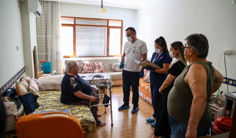 Evde Sağlık Hizmetleri, 8 ayda 10 bin 665 hastaya ulaştı