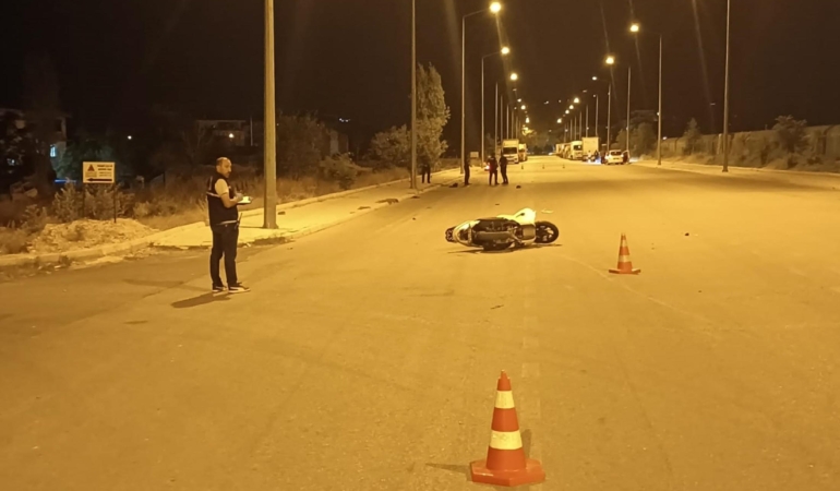 Isparta’da motosikletler çarpıştı; 2 ölü, 1 yaralı