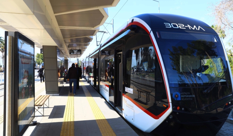 Büyükşehir’in toplu ulaşım araçları 30 Ağustos’ta ücretsiz