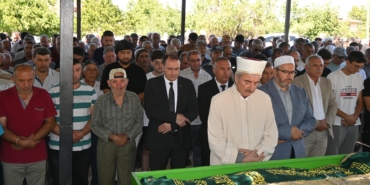 Kazada ölen çift yan yana toprağa verildi, TIR şoförü tutuklandı