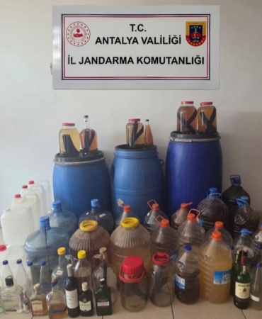 Alanya’da sahte alkol operasyonu