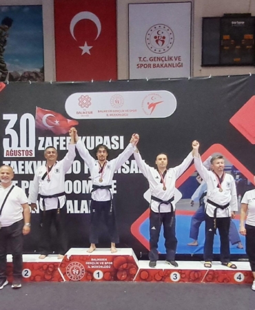 Burdurlu sporcunun madalya gururu