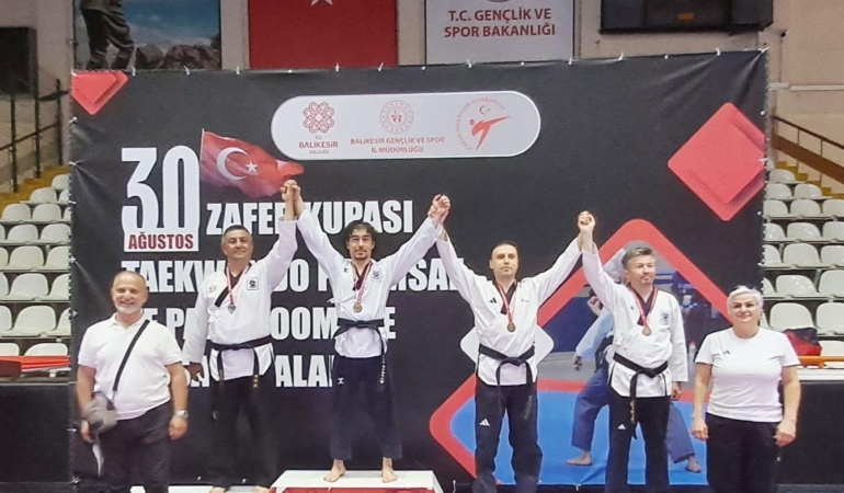 Burdurlu sporcunun madalya gururu