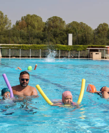 Özel Bireyler İçin Yüzme Kursları Büyük İlgi Görüyor