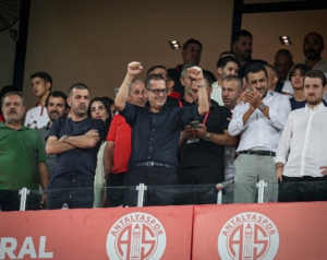 Rıza Perçin: “Antalyaspor düşmanlarını not ediyoruz.”