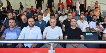 Kocagöz, Kepezspor – Karaman KF maçını tribünden izledi