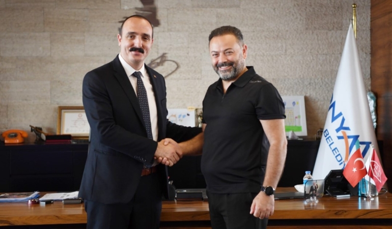 Konyaaltı’na İki Yeni Türkü Armağan Edildi!