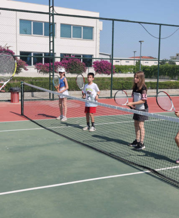 Antalya’da Ücretsiz Tenis Kursu Heyecanı!