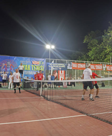 Metin Ünal Onuruna Ayak Tenisi Turnuvası Başladı