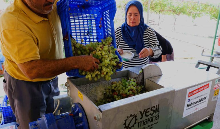 Pekmez Yapımı Artık Çok Kolay!