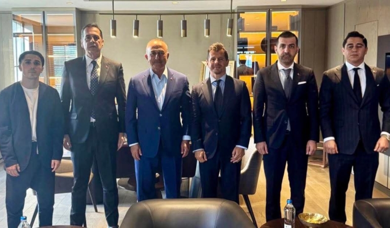 ANTALYASPOR’DAN MEVLÜT ÇAVUŞOĞLU’NA ZİYARET